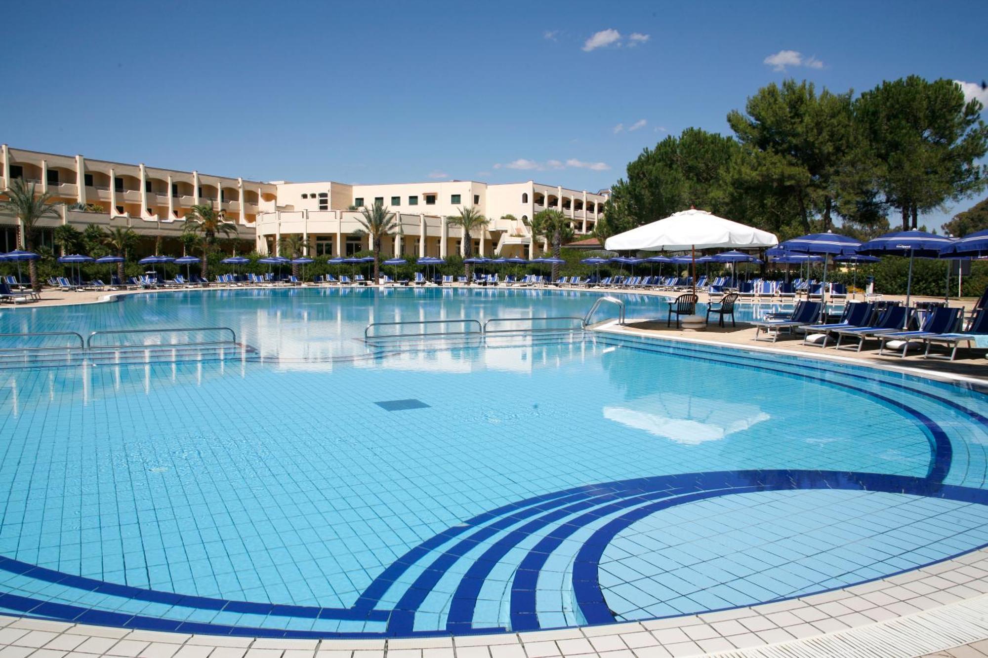 Th Marina Di Pisticci - Ti Blu Village Exterior photo